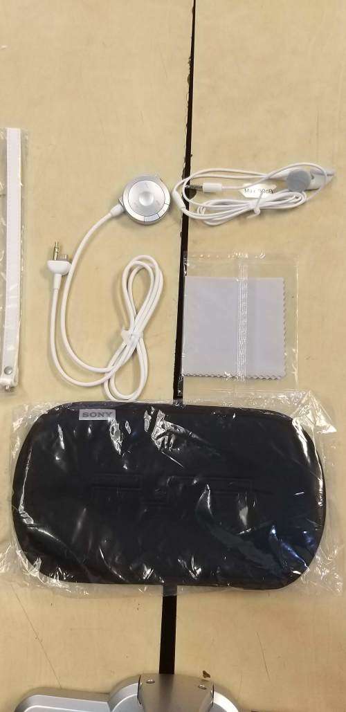 psp earphones  Remote Controlled Play