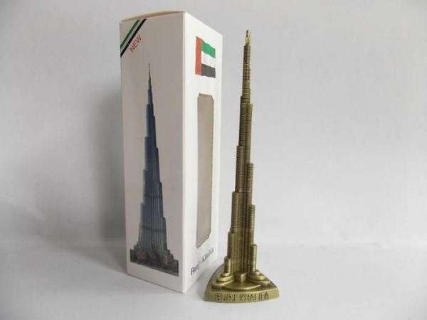United Arab Emirates Dubai Burj Khalifa Metal Brass Copper Antique Showpiece Model Souvenir Statue