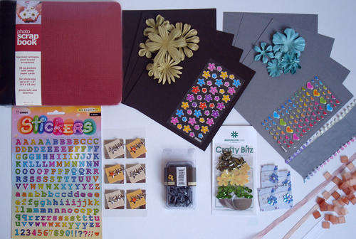 SCRAPBOOKING MAGIC: MINI ALBUM PACK