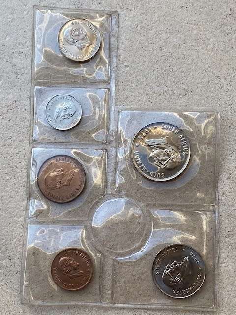 1976 Partial UNC set, no R1 and Half cent