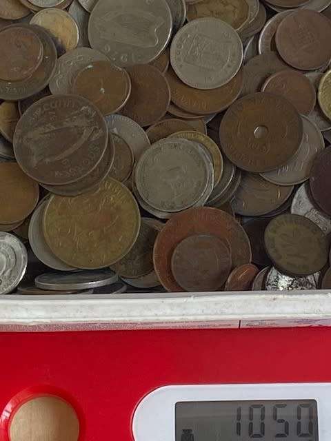 1 Kilogram Of World Mixed Coins In Bank Bag