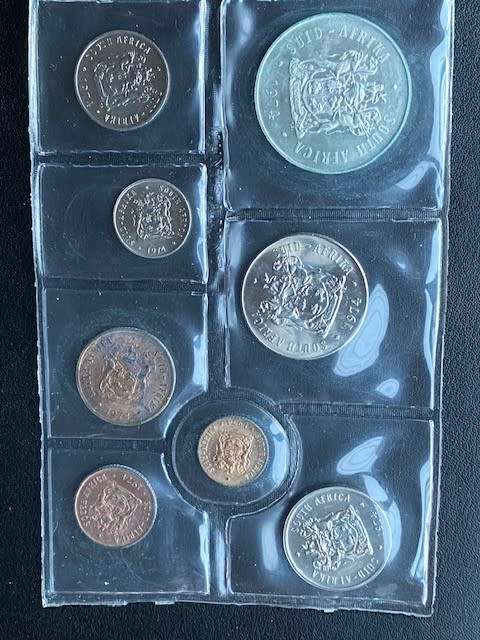 1974 South Africa Uncirculated Coin Set with Silver R1. 80% Silver content