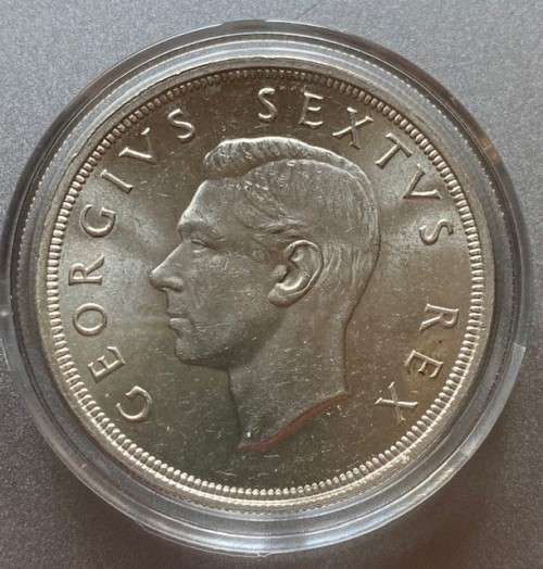 1950 Union of South Africa Silver 5 Shilling. Mintage only 84,454. Encapsulated. Weight is 28.28g