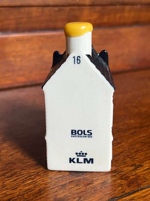 KLM House 16