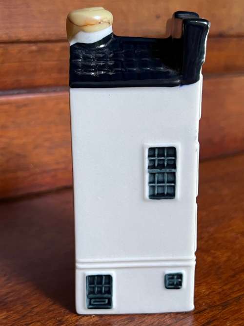 KLM House 47