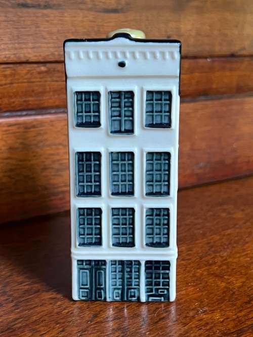 KLM House 47