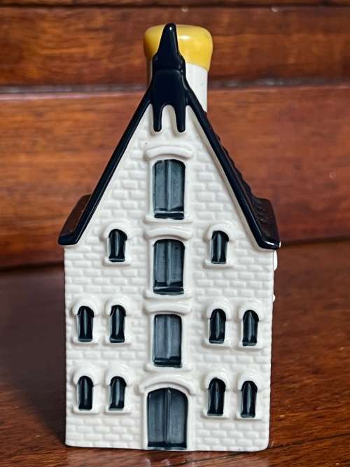 KLM House 70