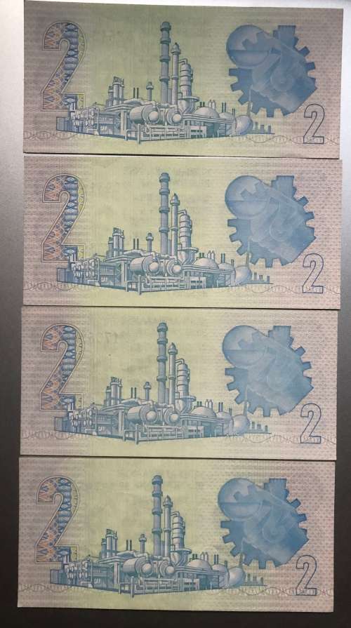 South African Bank Notes - R2 & R5 Notes (in Sequence) -  Governer - TW de Jongh