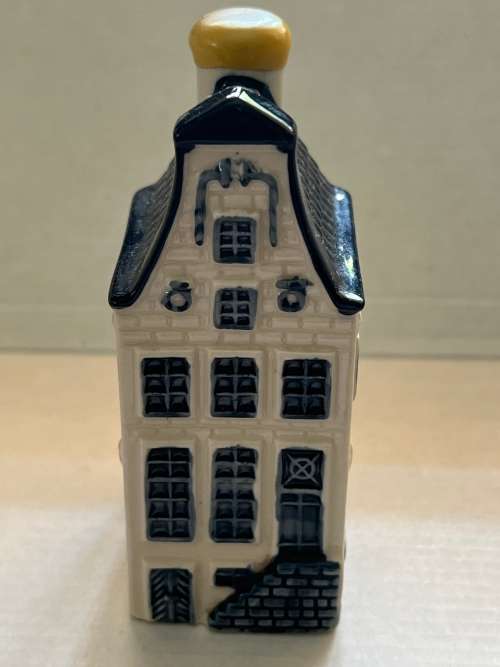 KLM Bols House Number 9