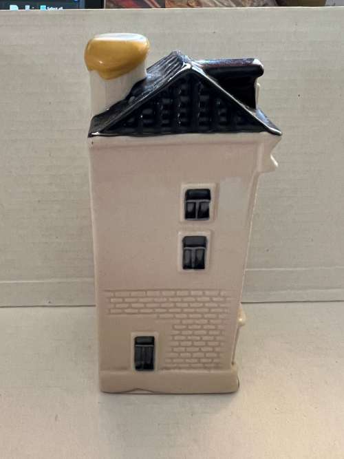 KLM Bols House Number 74