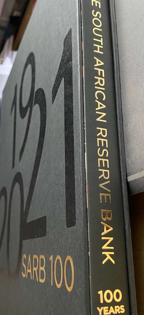 SOUTH AFRICA RESERVE BANK, 100 YEAR JOURNEY 1921-2021 - HARD COVER BOOK, OVER 200 PAGES