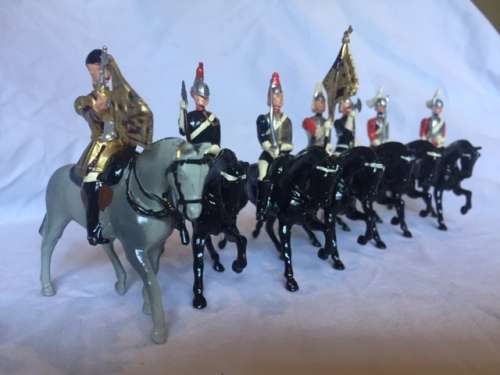 The Sovereign`s Standard with Trumpeter and Escort vintage lead soldiers