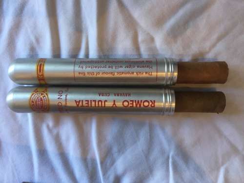 Vintage Walnut cigar humidor