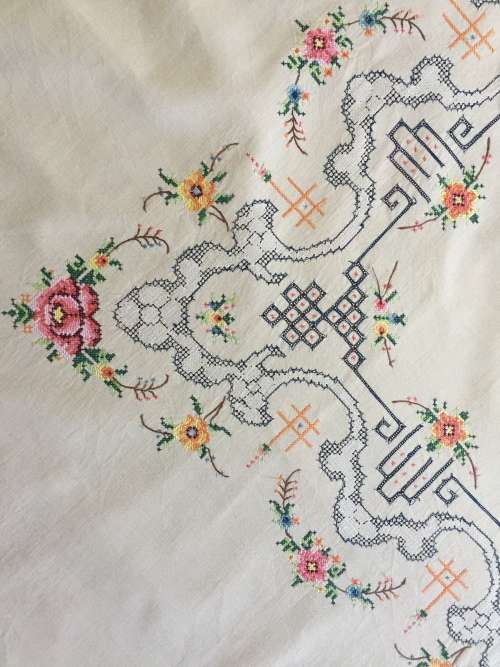 Vintage embroidered linen tablecloth