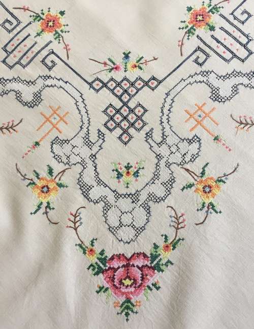 Vintage embroidered linen tablecloth