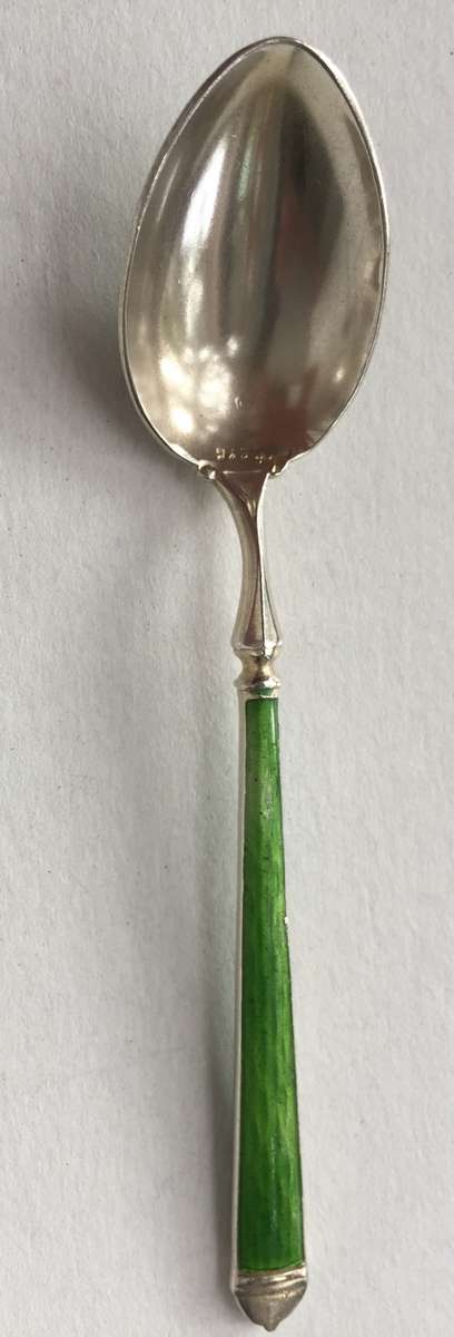 2 antique English, 1 Dutch and 1 Roman style silver teaspoons