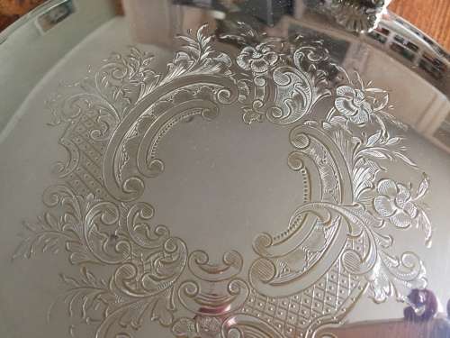 English silver plated vegetable server