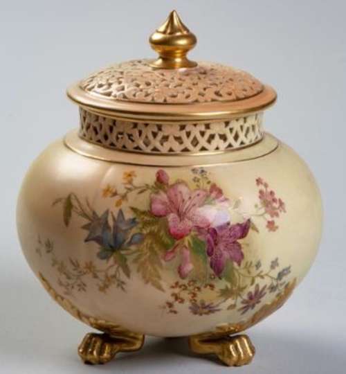 Royal Worcester blush ivory pot pourri jar