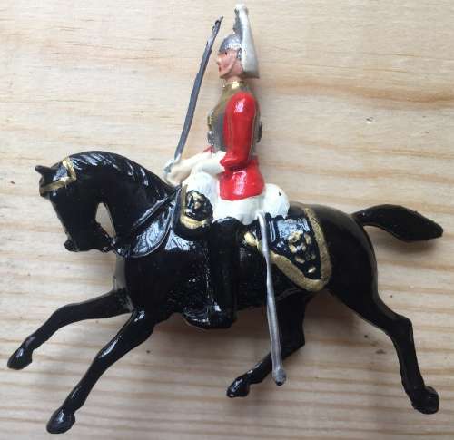 The Sovereign`s Standard with Trumpeter and Escort vintage lead soldiers