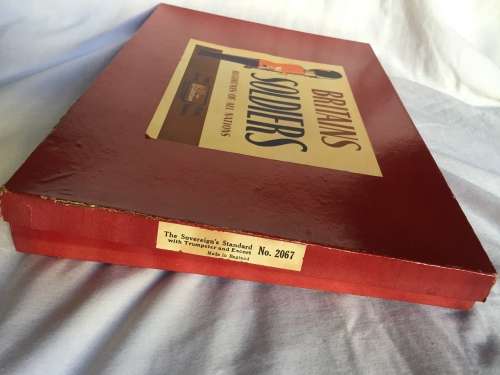 The Sovereign`s Standard with Trumpeter and Escort vintage lead soldiers