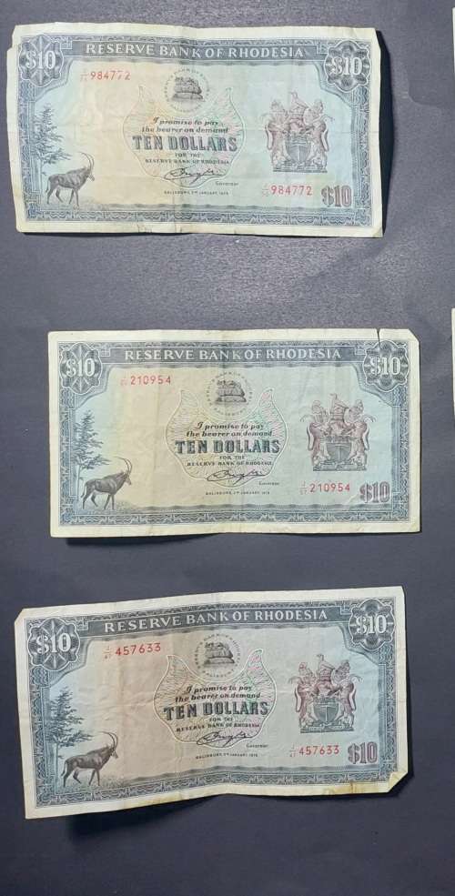 L@@K 3 x 10 Rhodesian Dollar notes 1Rand bids