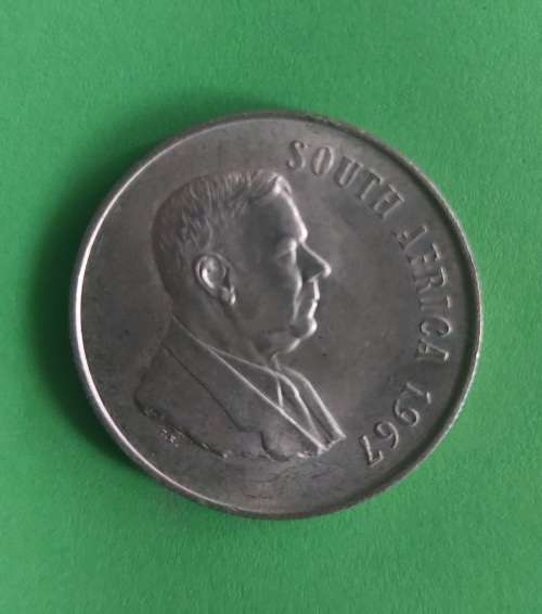 L@@k  1 x  Very Good condition,1967 1 RAND Coin