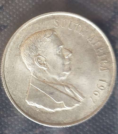 L@@k 1 x  Very Good condition,1967 1 RAND Coin