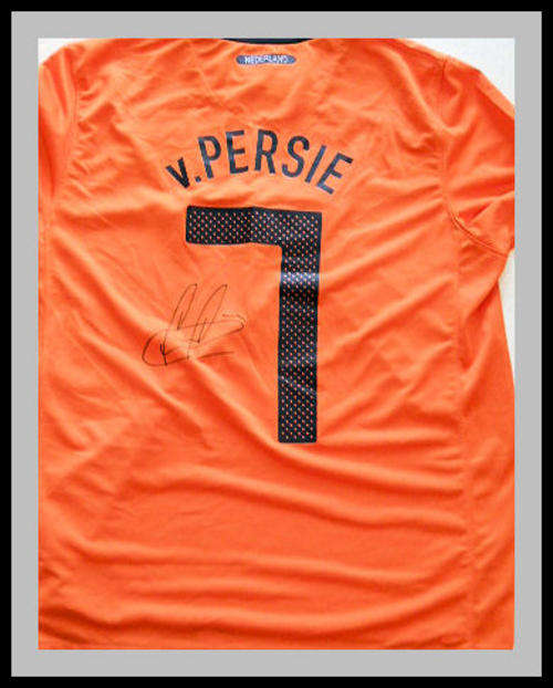 VAN PERSIE SIGNED NETHERLANDS SHIRT WITH CERTIFICATE OF AUTHENTICITY