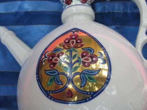 Elizabeth Arden jug