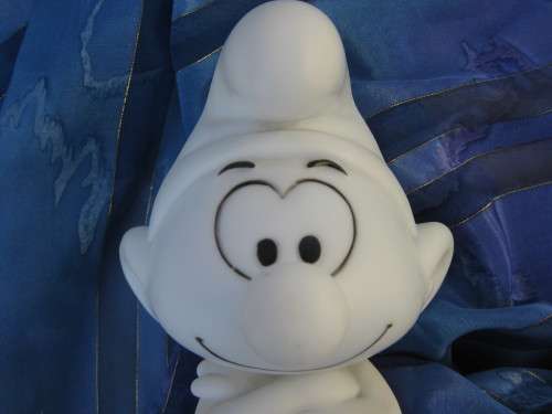 Peyo Smurf light.   2010.