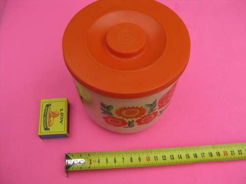 Retro "Riviera" small, plastic, storage container.