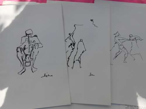 Jose Padau.  A folder of prints.