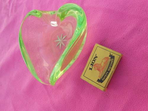 Heart-shaped Murano ashtray.