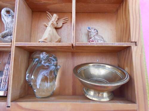 Printer`s tray 530mm x 350mm c/w ornaments.