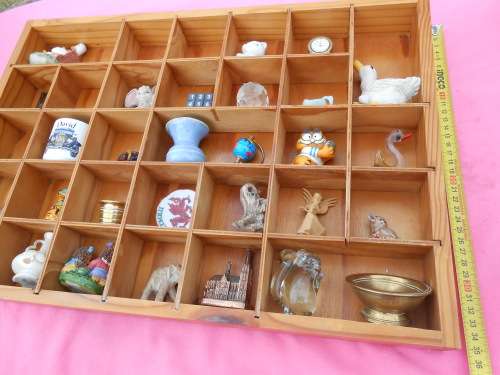 Printer`s tray 530mm x 350mm c/w ornaments.