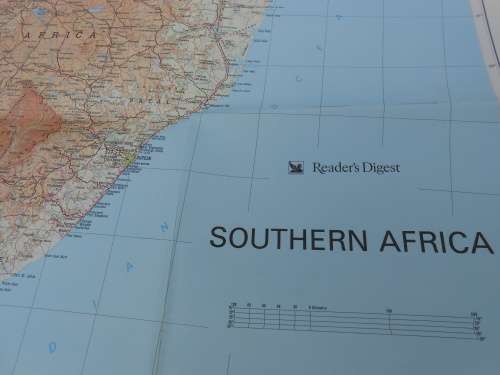 Fold-up travel map of South Africa.  1982. Reader`s Digest.