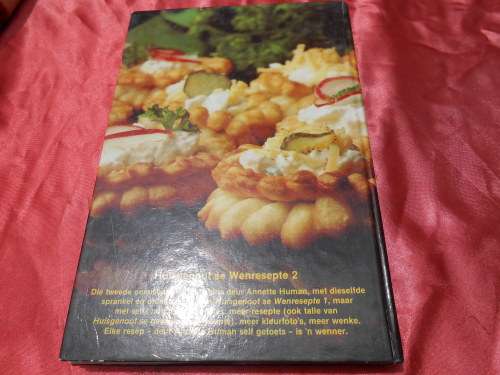 `Huisgenoot Wenresepte 2`  Annette Human.  Hard cover.