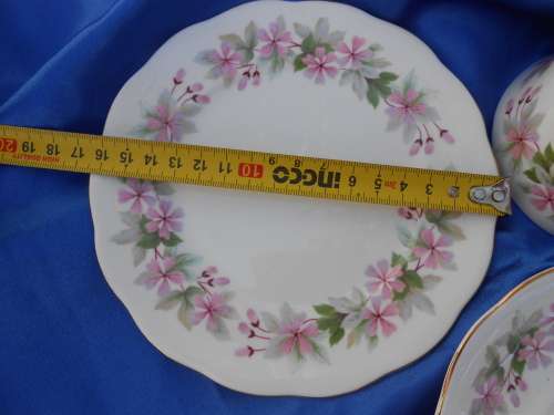 Queen Anne Genevieve trio.  No chips, cracks or repairs.