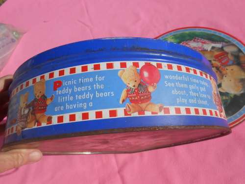 Teddy bear`s picnic biscuit/cake tin.