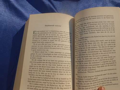 `Jan Spies Spieserye`  Versomelde vertelings.  Soft cover.