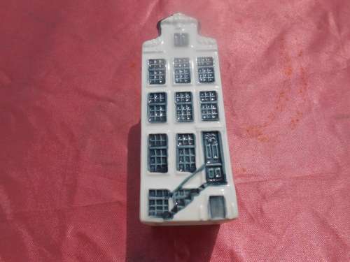 Blue Delft exclusively made for KLM by Bols Royal Distilleries Holland. House no. 46.