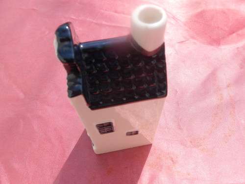 Blue Delft exclusively made for KLM by Bols Royal Distilleries Holland. House no. 46.