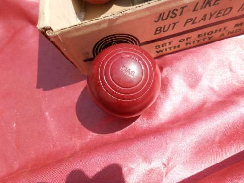 Set of Nylex miniature bowls. Complete and in their case,