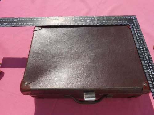 School suitcase.  270mm x 370mm.  Good condition.