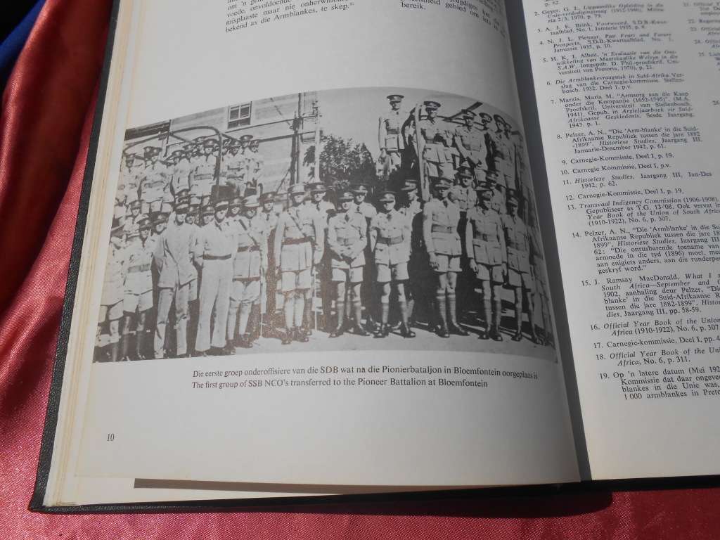 `S.D.B. Die Spesiale Diensbataljon`  (1913-1973)  Hard cover.