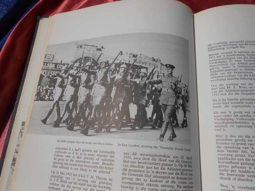 `S.D.B. Die Spesiale Diensbataljon`  (1913-1973)  Hard cover.