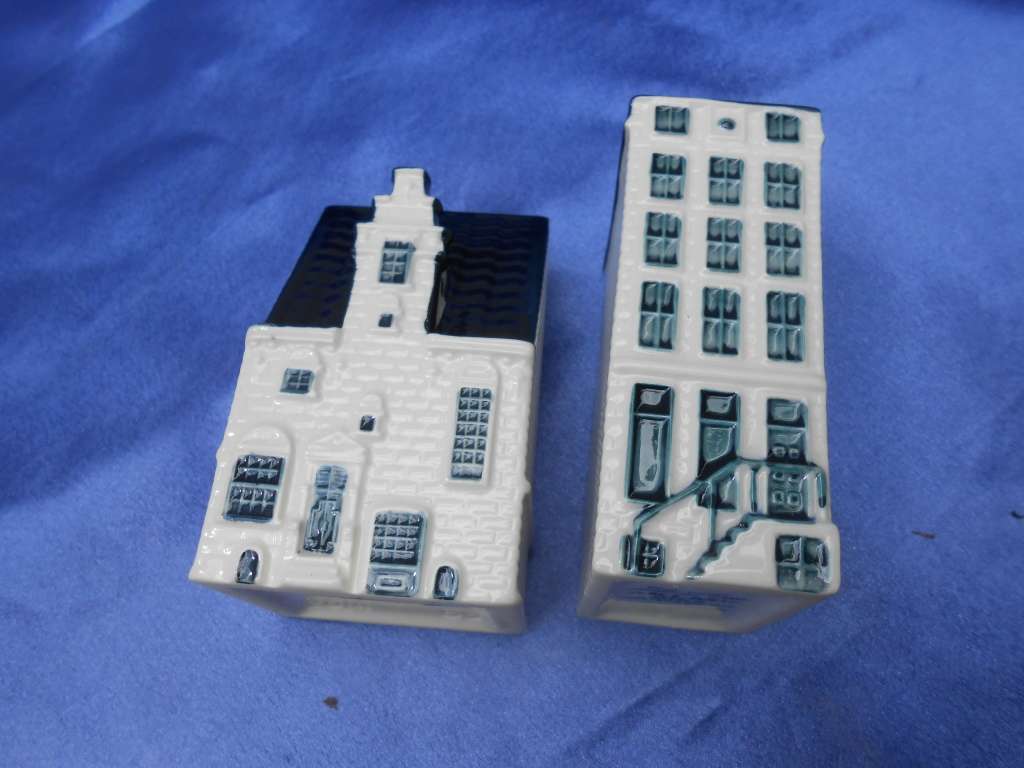 Blue Delft exclusively made for KLM by Bols Royal Distilleries Holland. Houses no. 57 and 89.