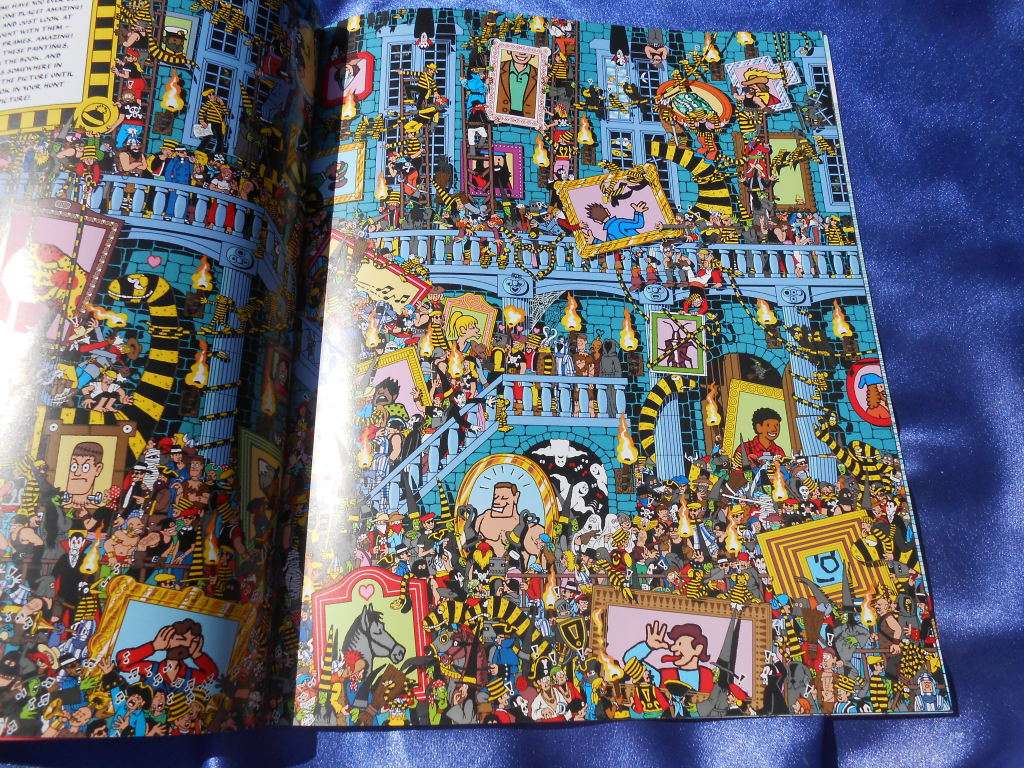 `Where`s Wally.  The Great Picture Hunt`  Soft cover.