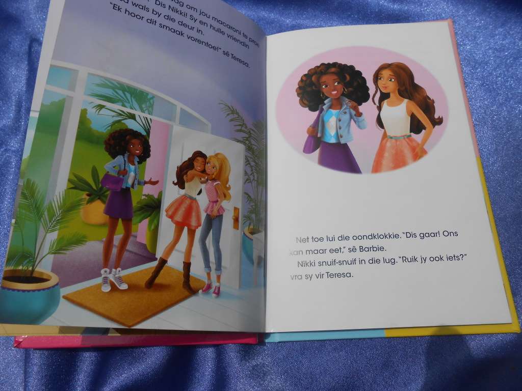 `Barbie Dalk work ek `n sjef`  Hard cover.