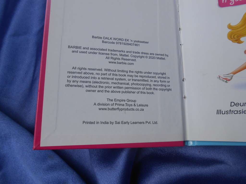 `Barbie Dalk work ek `n ysskaatstser`  Hard cover.